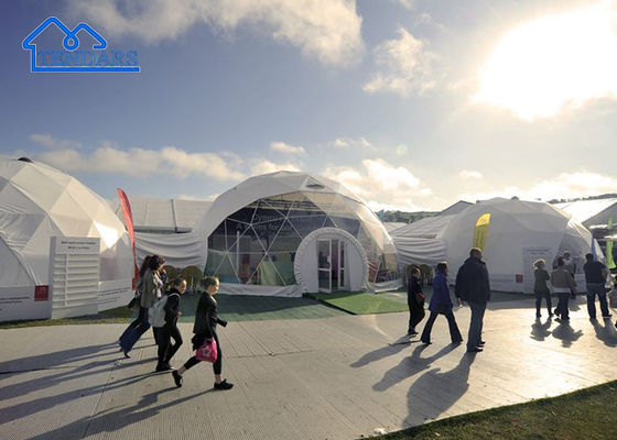 سبيكة مقوية 4m Dia خيمة قبة تجارية غطاء PVC منظر بانورامي لمواقع Glamping