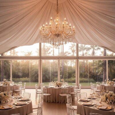 خيمة سرادق فاخرة لحفلات الزفاف من فيتنام، جدران نافذة شفافة، بطانة داخلية للثريا جاهزة